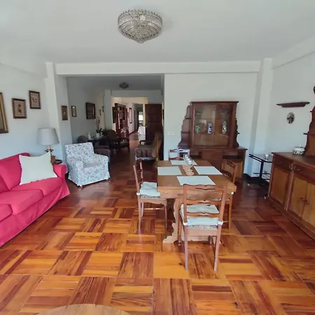 La Casa De La Abuela Boticaria アパート